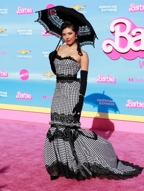 Xochitl Gomez en premiere de Barbie en los Ángeles. Foto: Michael Tran / AFP)