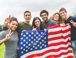 ¿Estás estudiando la Universidad? Conoce las estancias de liderazgo que Estados Unidos tiene para ti (sin inglés)