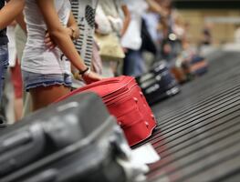 Los CDC recomiendan no viajar en Thanksgiving por la pandemia