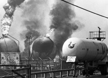 Explosión de pipa de gas en Iztapalapa revive tragedia de San Juanico, donde murieron más de 500 personas