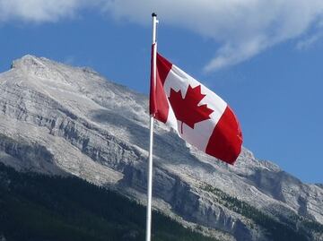 Ofrecen trabajo a mexicanos en elaboración de extractos en Canadá