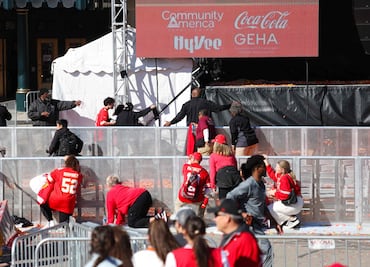 Videos del tiroteo durante celebración del Super Bowl en Kansas City; caos y miedo sorprende a miles