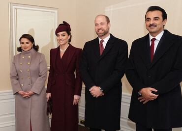 Critican a emir de Qatar por grosero gesto hacia Kate Middleton. ¿Qué hizo?