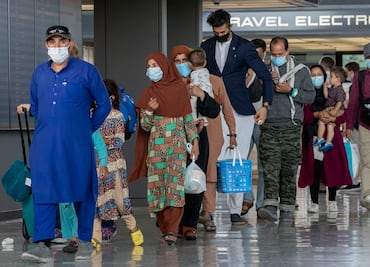 EU suspende temporalmente vuelos con afganos tras casos de sarampión