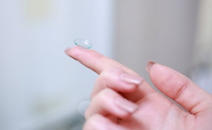 ¿Es bueno utilizar lentes de contacto durante el brote de coronavirus?