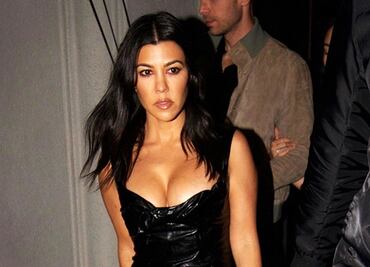 Kourtney Kardashian conquista Malibú con bañador de lujo