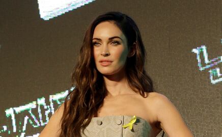 Megan Fox impacta con vestido de escote profundo en Los Ángeles