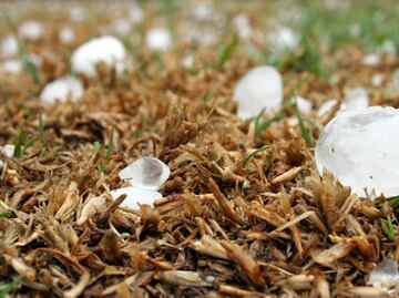 Muere bebé al ser golpeada por granizo durante violenta tormenta