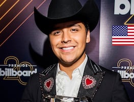 Christian Nodal se va de México; llega a Estados Unidos para disfrutar lujos