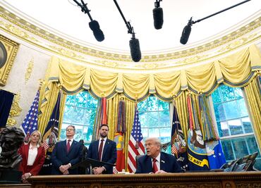 Trump da luz verde a TikTok: respalda operación legal tras pacto con China