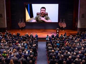 “¿Recuerdan Pearl Harbor? ¿Recuerdan el 11-S? Pues mi país está sufriendo lo mismo, todos los días": Zelenskyy