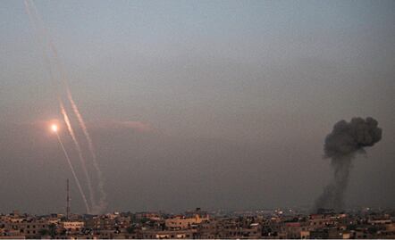 Se rompe la tregua entre Israel y Hamás y se reanuda el intercambio de fuego