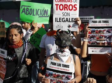 CDMX prohíbe corridas con muerte del toro y uso de armas punzocortantes