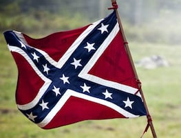 ¿Qué significa la bandera confederada y por qué causa polémica en EU?