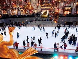Abre la pista de patinaje del Rockefeller Center en NY