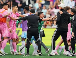Luis Suárez SANCIONADO con 6 partidos por escupir a rival: ¿Se pierde la próxima Leagues Cup?