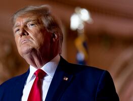 Trump promete"retirar de las calles a los vagabundos" si gana en 2024