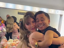 Belinda carga a Abelito y desata críticas en redes por “tratarlo como niño”. VIDEO