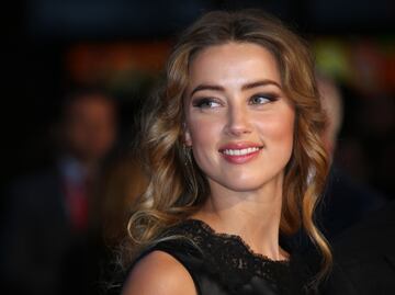 Amber Heard presume belleza al natural mientras se ejercita en Madrid