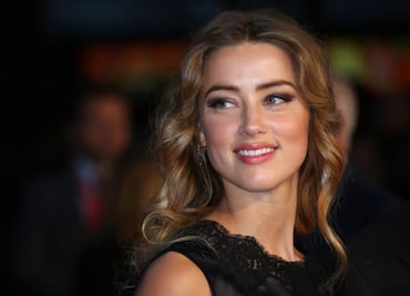 Amber Heard presume belleza al natural mientras se ejercita en Madrid