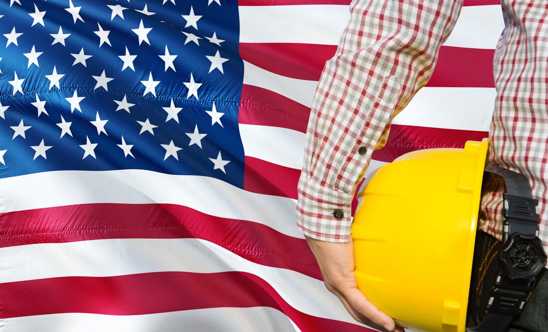 Visa americana/ iStock/sezer ozger