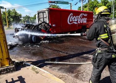 Sinaloa suspende festejos patrios por violencia tras captura de 'El Mayo'