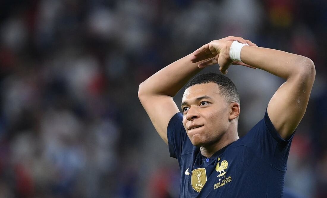 Mbappé bromea en su cuenta de Twitter con la oferta del club saudí Al Hilal. Foto: AP