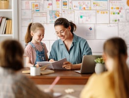 ¿Cuánto gana un maestro en Estados Unidos? Este es su salario por nivel educativo