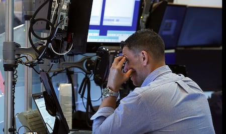 Variante Delta "golpea" a Wall Street y al Dow Jones