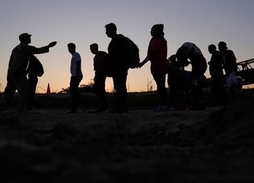 Latinos en Texas temen discriminación por Ley SB4. ¿Qué dice la nueva norma y cuándo entrará en vigor?