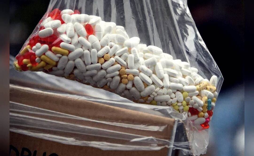 Decomisan miles de pastillas de fentanilo en operativo transfronterizo entre EU y México. Foto: AFP