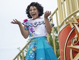 Disney World se reviste de "Encanto" por la Herencia Hispana