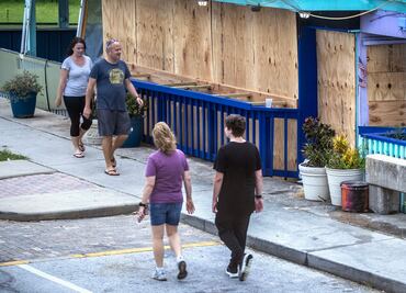 Idalia sigue fortaleciéndose y se convertirá "pronto" en un huracán mayor rumbo a Florida