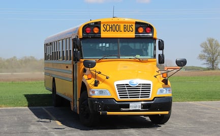 Arrestan a mujer en Alabama por golpear a estudiante que molestaba a su hijo 