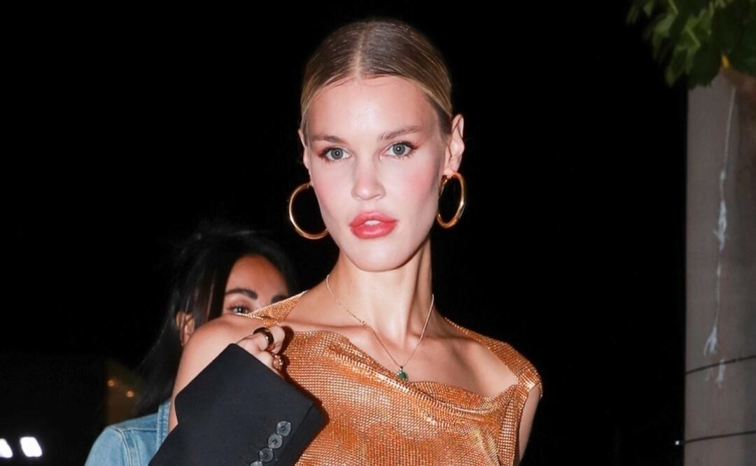 Joy Corrigan visita restaurante en Hollywood con revelador look. Foto: The Grosby Group