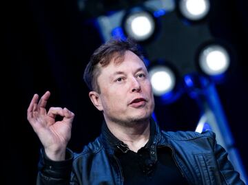 Elon Musk anuncia implantes cerebrales en humanos