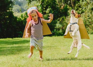 5 razas de perros ideales para niños pequeños, de acuerdo con expertos