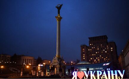 Reportan explosiones en el centro de Kiev; suenan las sirenas