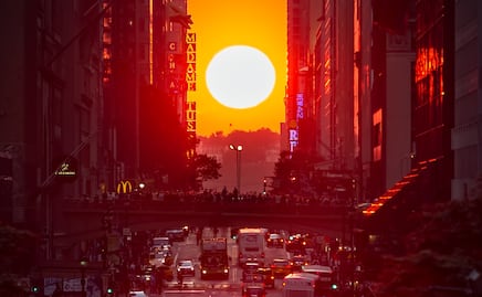 Así se vio Manhattanhenge, el “extraño y maravilloso" espectáculo en calles de Nueva York