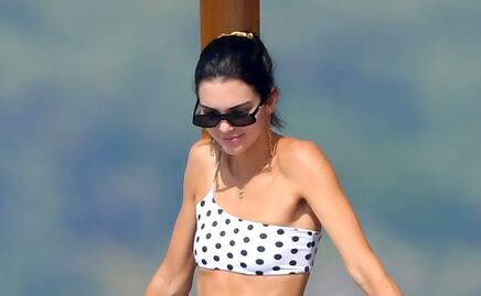 El bikini de verano con que Kendall Jenner posó frente al mar