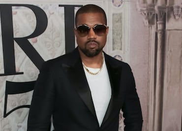 "Kanye West se benefició de préstamos del gobierno de EU"