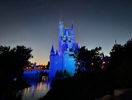 Disney incrementa tarifas en sus parques de California y Florida