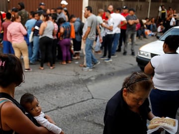 “Me encerraron en la hielera”, asegura migrante detenida en EU