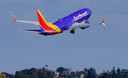 Empleada de Southwest acusa a mujer de trata de personas; iba con su hija birracial