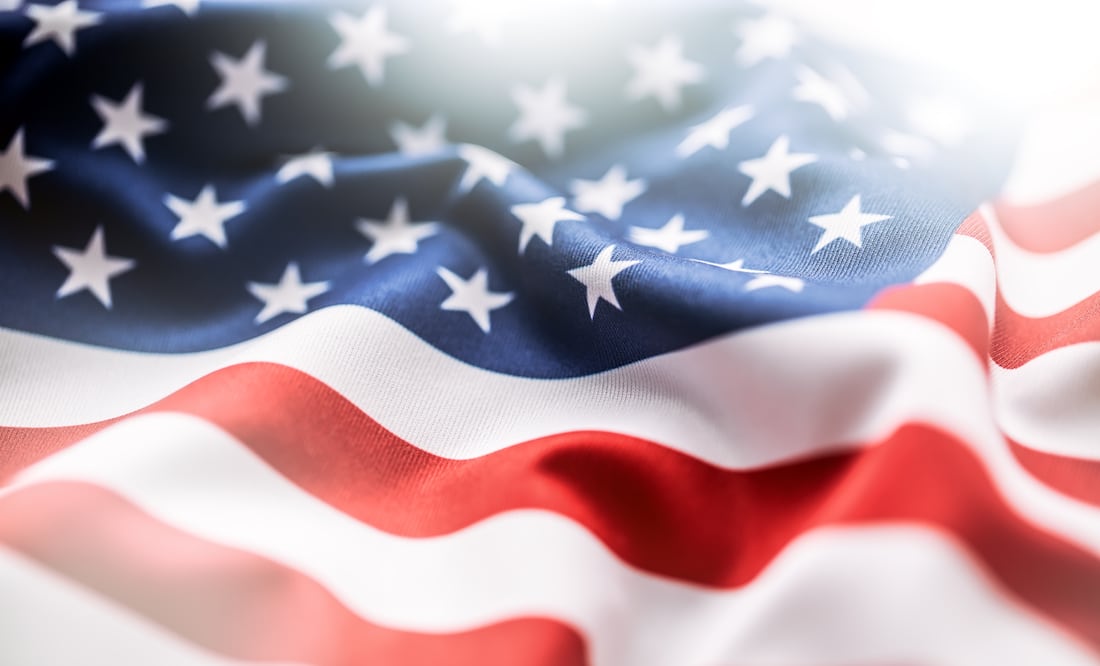 Día de la Bandera/ iStock/MarianVejcik
