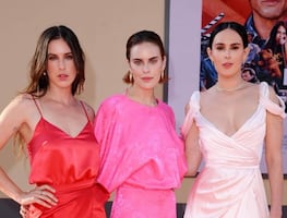 Hija de Demi Moore se quita la blusa y posa "libre" en su cumpleaños