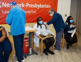 Covid-19. ¿Por qué se contagian las personas vacunadas?