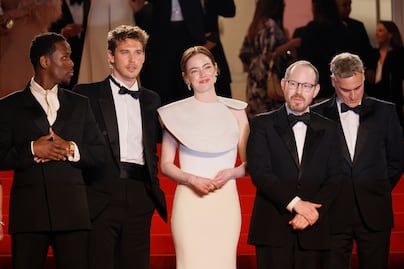 Cannes 2025: Eddington reúne a Pedro Pascal, Joaquin Phoenix y Emma Stone en la alfombra roja. FOTOS