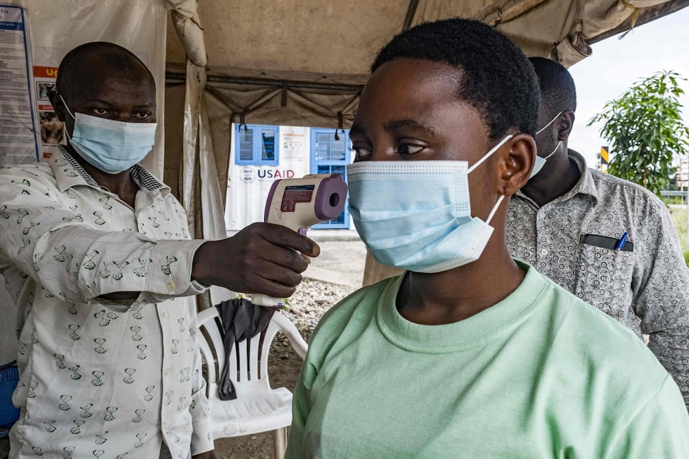Vacuna contra el ébola Bundibugyo estaría lista antes de terminar 2026, asegura Africa CDC. (Photo by Badru Katumba / AFP)