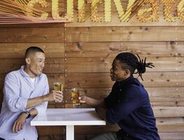 Playa, cerveza, golf... Actividades para hacer en Anaheim con amigos